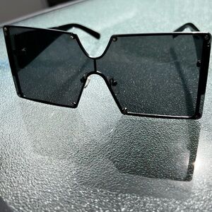 Oversized Black Sunglasses